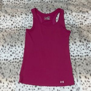 fitted “Under Armour” tank